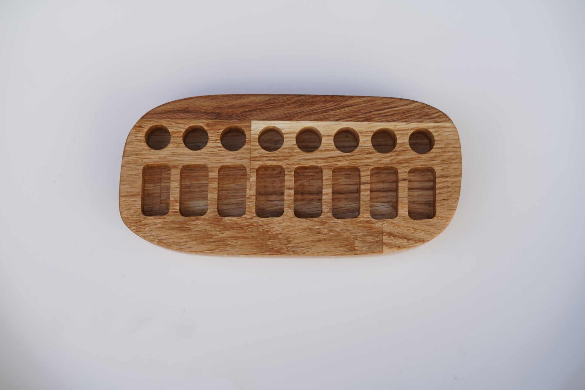 untstifthalter-eichenholz-waldorf-himmelsholz Detail ohne Stifte