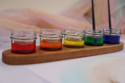 Holzhalter aus geölter Eiche – gerade mit 5 Schraubgläsern für Aquarellfarben