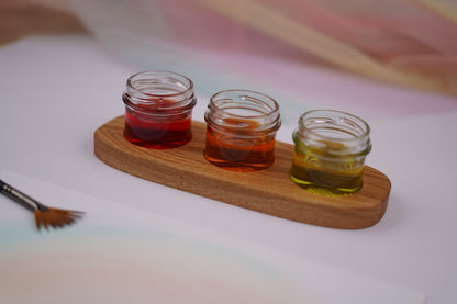 Holzhalter aus geölter Eiche – gerade mit 3 Schraubgläsern für Aquarellfarben