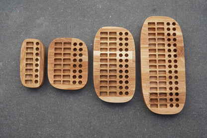 Großer Holz-Stifthalter für Stockmar Wachsmalprodukte, handgefertigt von Himmelsholz