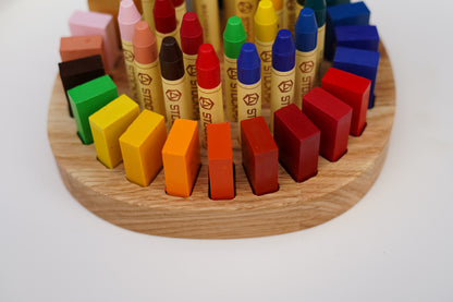 Handgefertigter runder Stifthalter 20 × 19 cm aus geöltem Eichenholz, passend für Stockmar Wachsmalprodukte